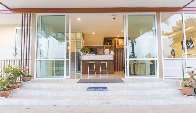 Yaibua Hotel