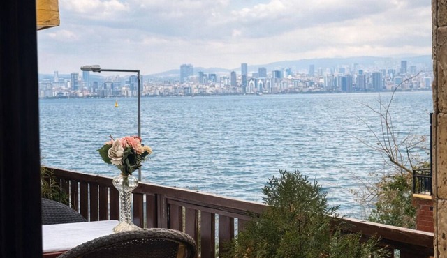 Yalı Hotel