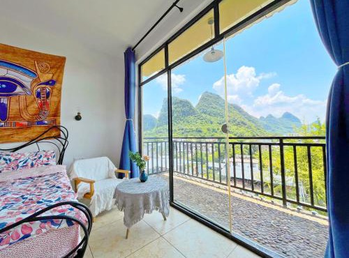Yangshuo Mountaintop Resort 阳朔半山居民宿-Yoginis House