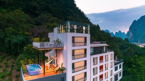Yangshuo MUSE Mountain View Retreat