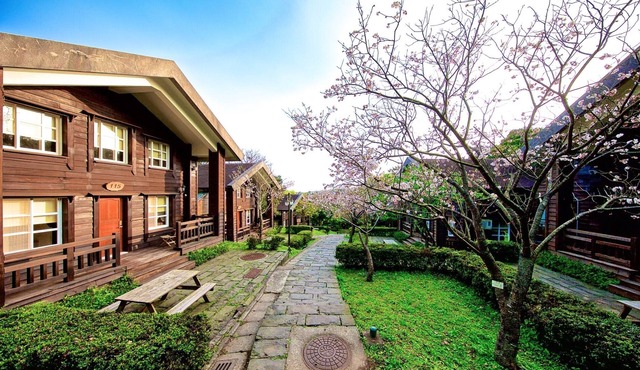 Yanmin Hot Spring Resort