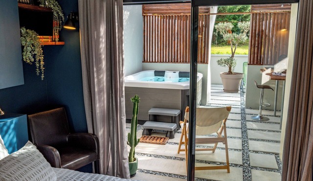 Yanna Lodge, Cocon Avec Jacuzzi en Baie de Somme