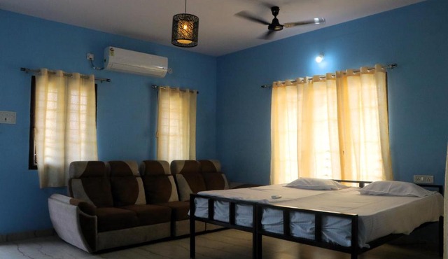 Yardlin PG Rooms