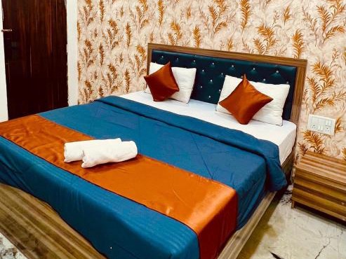 Yash Residency Lodging And Boarding