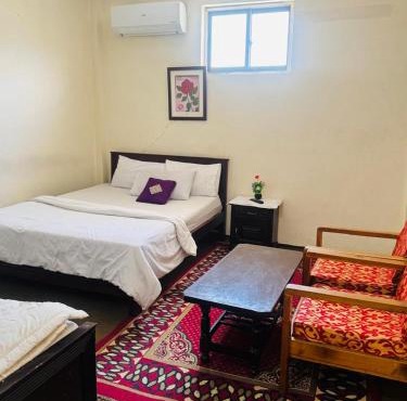 Yasin Holiday Hotel
