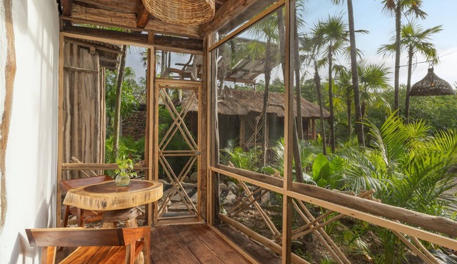 Yaxchen Tulum Cabañas & Cenote