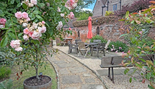 Ye Olde Stone House