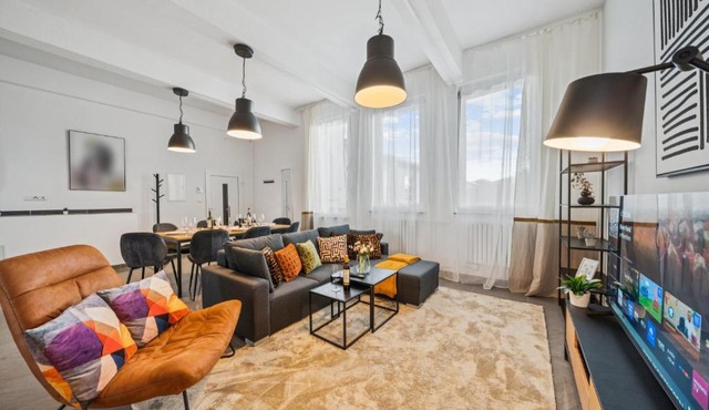 Yello Homes - Lazy Loft - Airport & Messe - 8 Betten - 3 Schlafzimmer