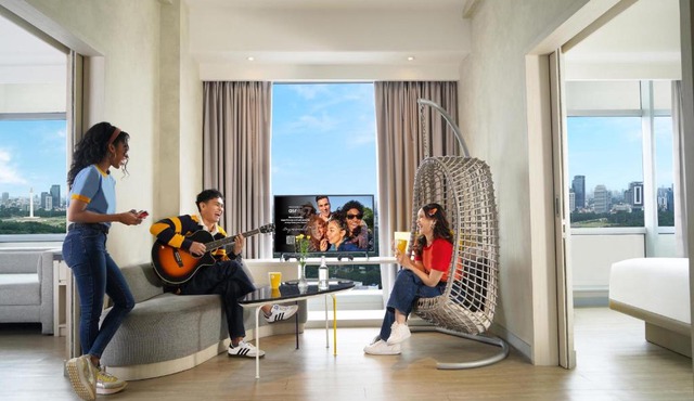 YELLO Hotel Harmoni