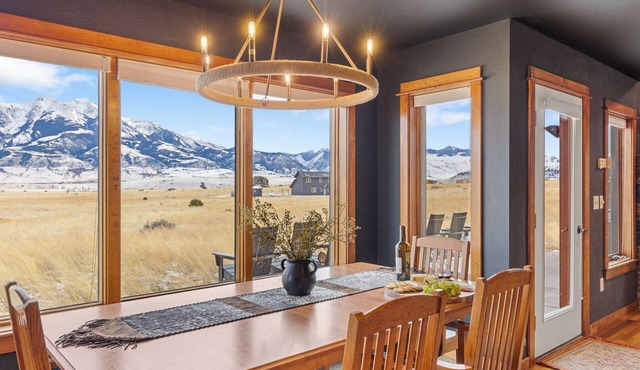 Yellowstone Fun House | Hot Tub, Game Room + 360° Views