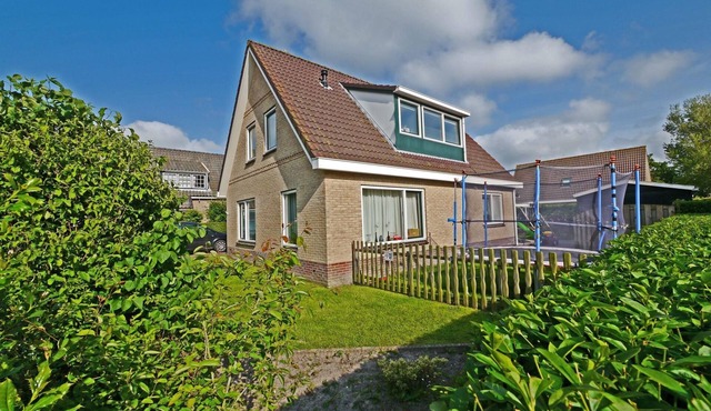 "Yesser" mit eigener Terrasse by Interhome