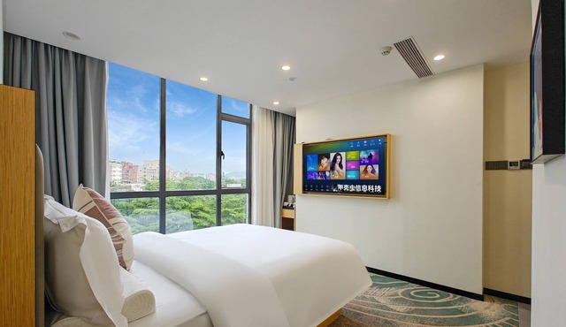 YESTE HOTEL