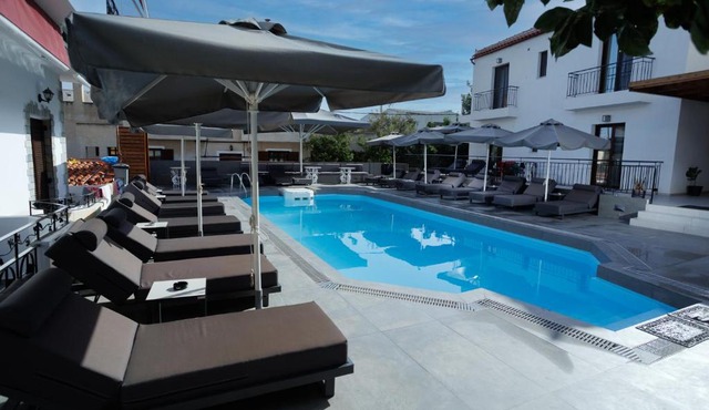 Yianna Hotel