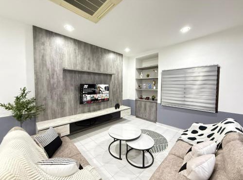 YOLO5 3BR 12PAX CentralTown Netflix
