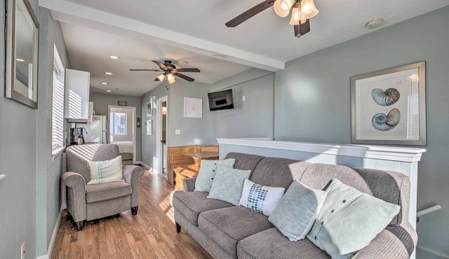 York Beachfront Condo - Steps to Long Sands!