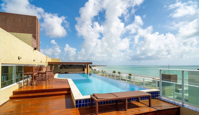 Your Complete Stay With a Rooftop Pool, 40m From the Beach in Cabedelo Cmzs