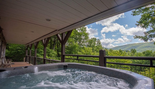 Your Hideout Near Hot Spots | 5 Mins to Great Eats | Buena Vista Log Cabin