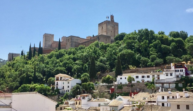 Your house with Alhambra views in Granada