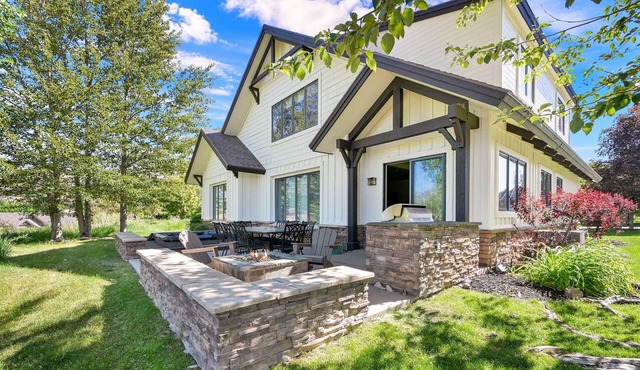 Your Luxury Mountain Adventure Home