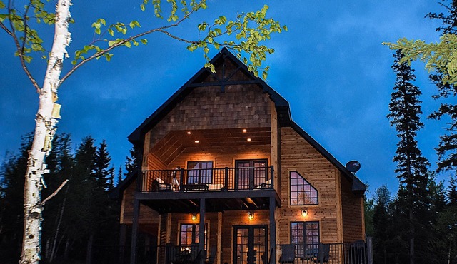 YOUR NORTH SHORE ESCAPE STARTS HERE-LUXURY CABIN IN THE HEART OF LUTSEN MTNS.