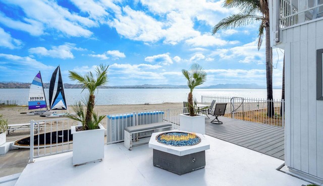 Your Own Resort On A Private Beach - Sail, Relax & Stay on the Water