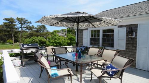 Your Perfect South Chatham Summer Stay