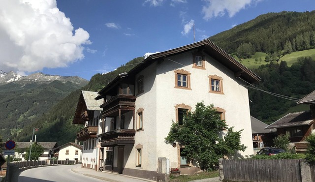Your rustic holiday home in the center of Neustift im Stubaital