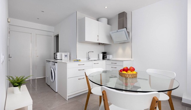 YourHouse Monges sea view apartment