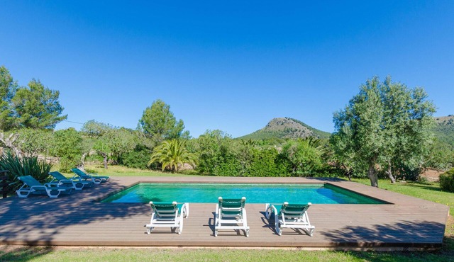 YourHouse Son Jaumell, spacious finca near Cala Ratjada and Capdepera golf