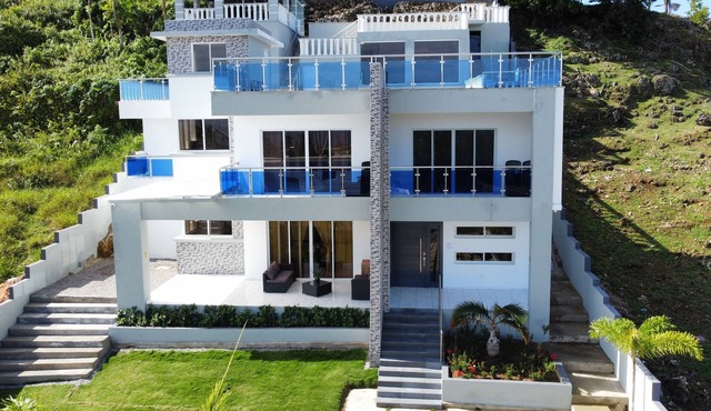 yurys villa