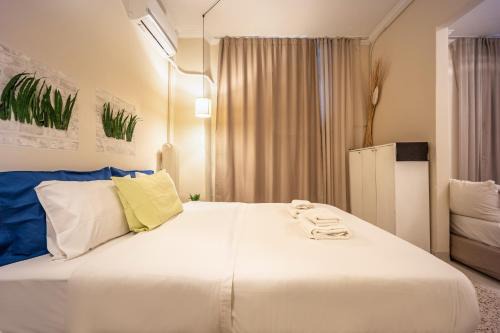 Zacharitsa APT at Acropolis up 4 guests by LODGESPOT