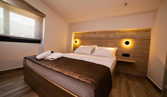 ZAKE LUXE MAISON