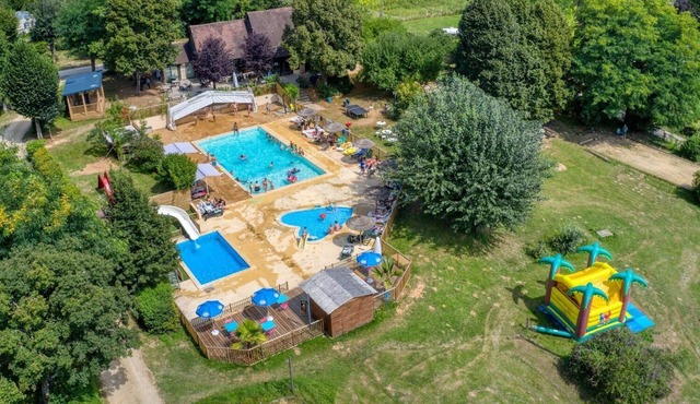 ZEcamping 3 étoiles piscine chauffée club enfant chalet 25m2 4 pers