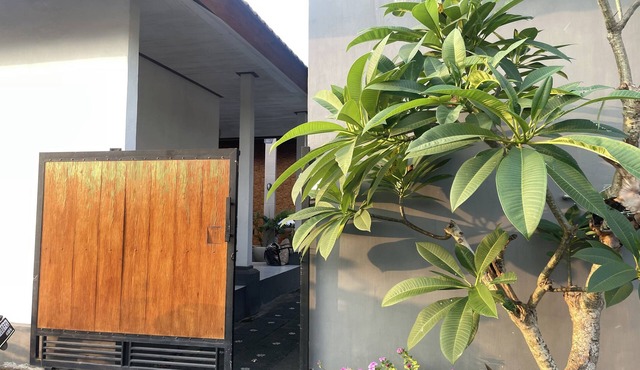 Zee House
