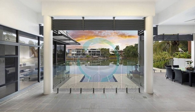 ZENLUX INFINITY - 4BR with Private Pool