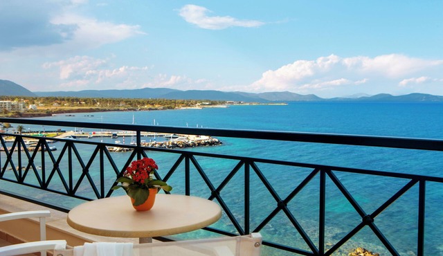 Zeus Essence Ramada by Wyndham Athens
