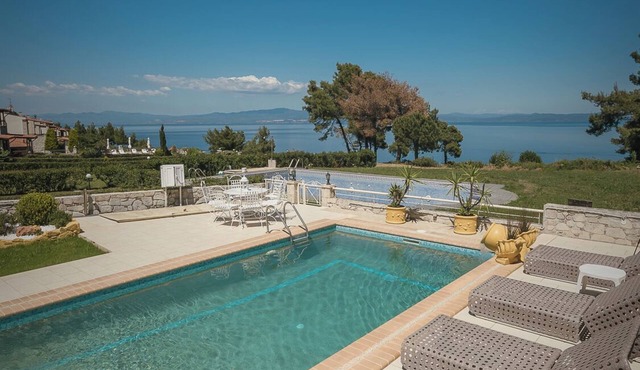 Zeus Private Pool Villa, Afitos