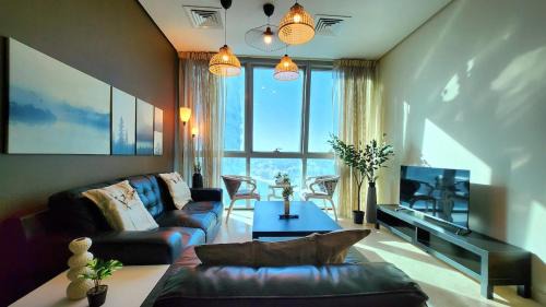 Zigzag Tower B-Mega place viewing Sea and Golf, 2 BR -1110B