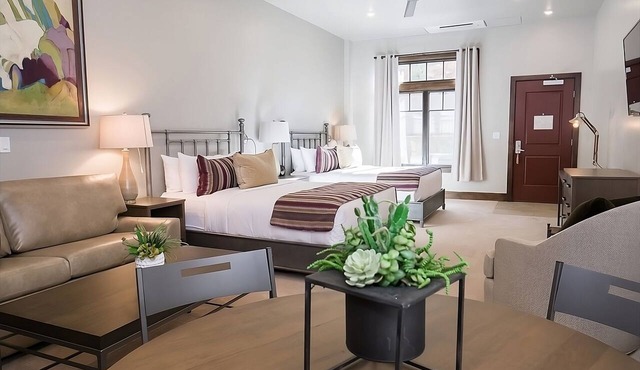 Zion Stay | 1 Unit | Queen Rooms Near Zion National Park Entrance