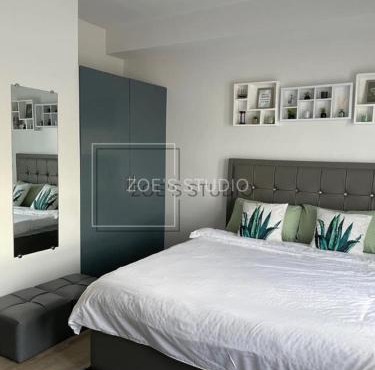 Zoe Studio Mesavirre