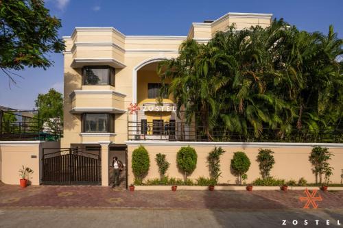 Zostel Indore