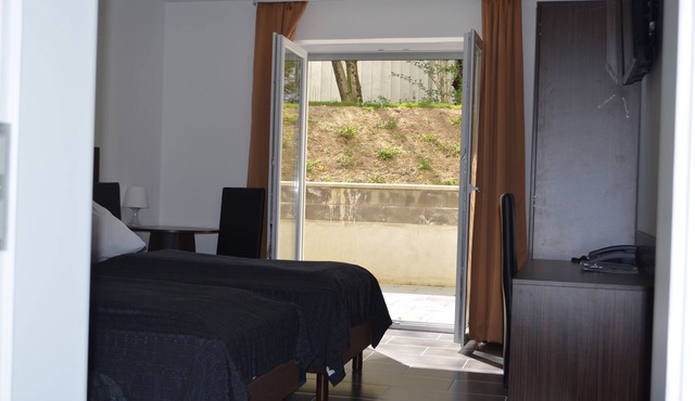Zwei Raben Pension