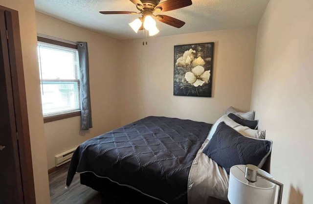 E Veterans St Apt B 