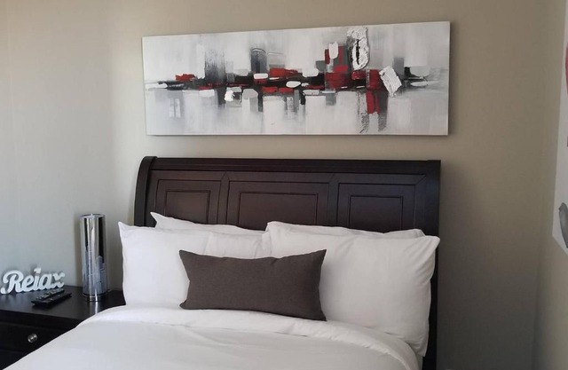 1-Bedroom Cozy Sweet #22 by Amazing Property Rentals