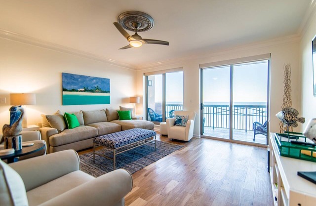 $150 activities - E-gift card when you book - Contemporary Oceanfront Luxury | M2003
