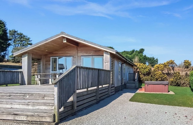 Accommodation Carnmenellis Nr Falmouth 