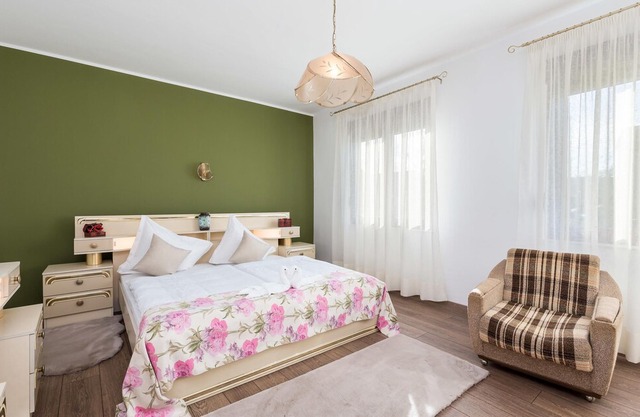 2 bedroom accommodation in Drazice
