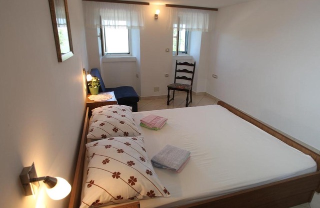 Accommodation Cres 