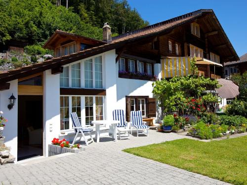Apartment Am Brienzersee by Interhome