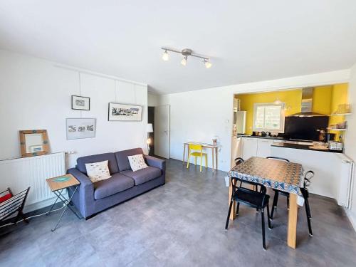Appartement moderne centre-ville, 600m plage, résidence sécurisée, parking - FR-1-361-368